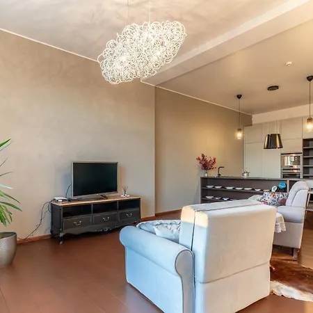 شقة With A View And Sauna فيلياندي